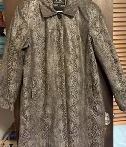 FS Rainwear Collared Faux Snake Skin Coat Long Sleeve Womens Size S New No Tag - Picture 1 of 13