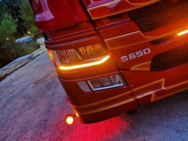 2-teilig Tagfahrlicht - DRL Daytime Running Light Kit passend für Scania- AMBER - Bild 1 von 4