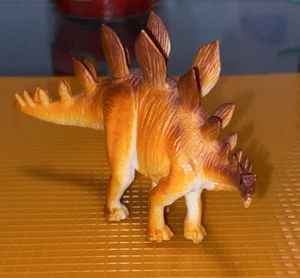 Oriental Trading Peitoy 5.5” Plastic Stegosaurus Dinosaur Toy Rare Original Old - Picture 1 of 6