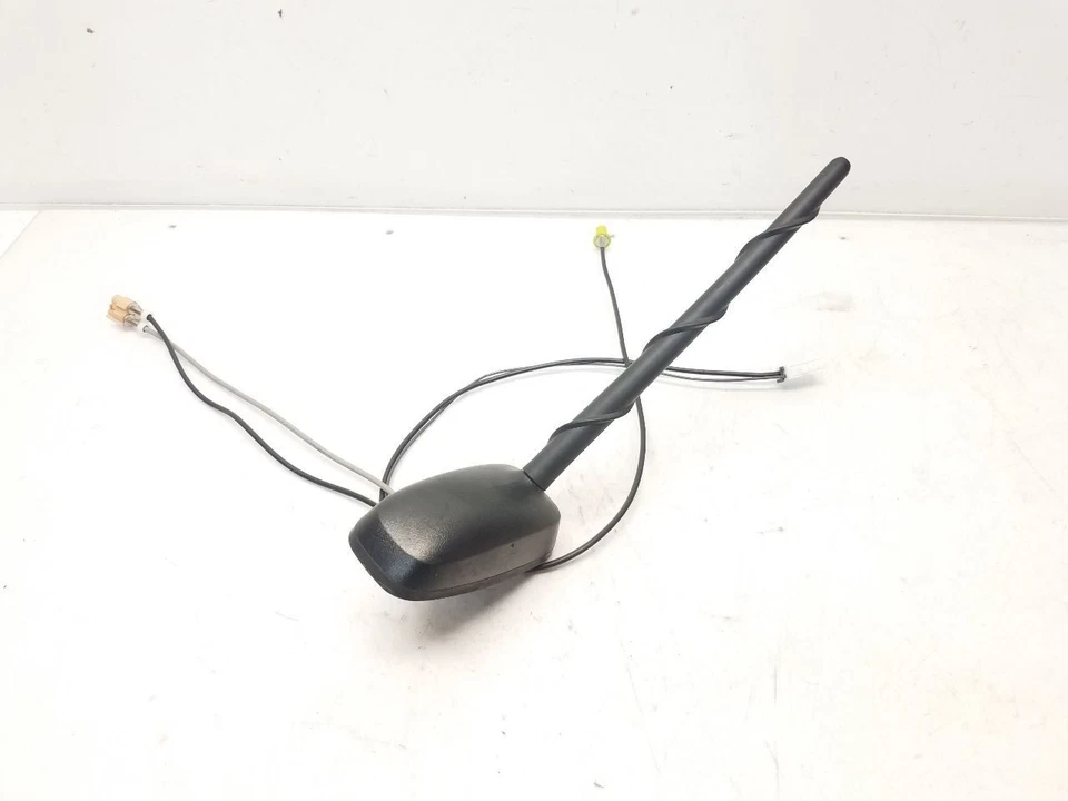 Антенна монтируемая на крышу 2008 Saturn Vue XR  - Изображение 1 из 4