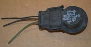 1990-03 Ford Ranger Oem Taillight Reverse Light Bulb Socket Holder Plug-L R - Picture 1 of 2