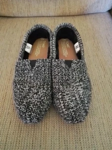 NWOB 7W TOMS Black Twead Faux Fur Slipper Shoe - Picture 1 of 4