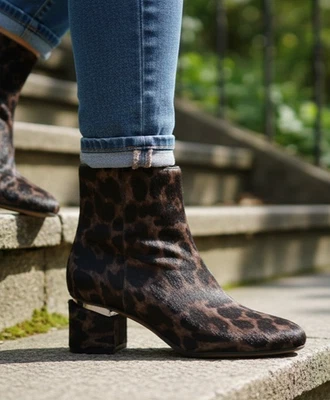 Novas Botas Femininas Franco Sarto Estampa de Leopardo Cabelo de Bezerro Tamanho 6.5 Marrom Preto - Imagem 1 de 4