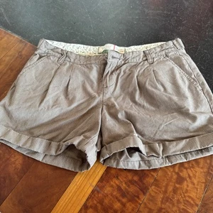 Old Navy cuffed pleated striped dark khaki shorts low rise Sz 1 - Picture 1 of 8