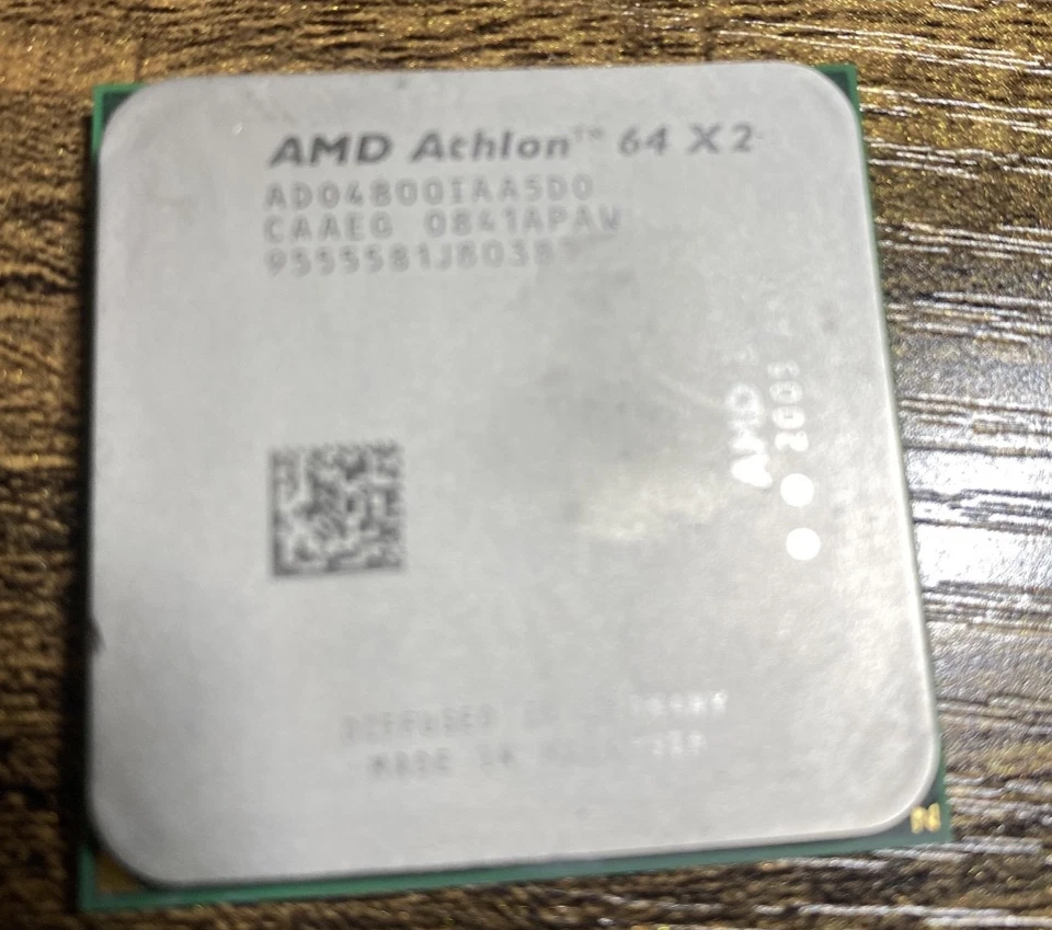 AMD Athlon 64 X 2 ADO4800IAA5DO 2005 Processor Chip - Image 1 of 1