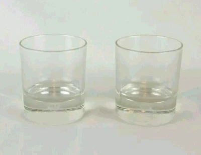 Juego De Colección De 2 Vasos Grabados De Whisky Crown Royale "Corona Sobre Almohada En La Parte Inferior" Foto 1 de 4