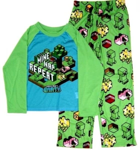 Minecraft Boys Two Piece Pajama Set NWT Size 8 Poly Fleece Earth - Picture 1 of 4