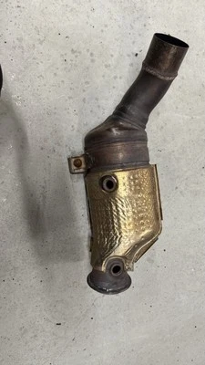 Alfa Romeo Giulia Quadrifoglio Catalizador 2017-2019 convertidor 68375263-AA Foto 1 de 4