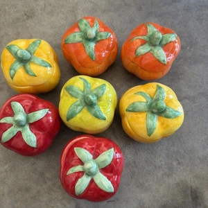 7 Stück Keramik Tomatenschalen Küche Gewürzgläser - Bild 1 von 7