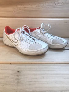 Nike Musique scarpe cheerleading donna taglia 8,5 bianco arancione 322967-111 - Foto 1 di 15
