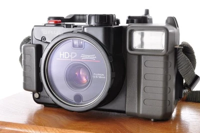 [MINT] Fuji HD-P Panorama 38mm F2.8 35mm Compact Film Camera From Japan - Image 1 of 4