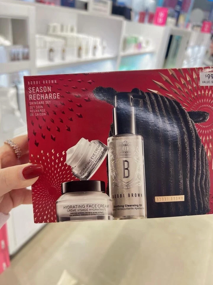 CONJUNTO DE PRESENTE DE LUXO BOBBI MARROM 4 PEÇAS TEMPORADA RECARGA CUIDADOS COM A PELE NOVO NA CAIXA DE VAREJO - Imagem 1 de 3