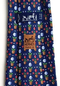 HERMÈS Paris orig. Vintage Krawatte 7692 OA 100% Seide blau Muster Blumentöpfe - Bild 1 von 5