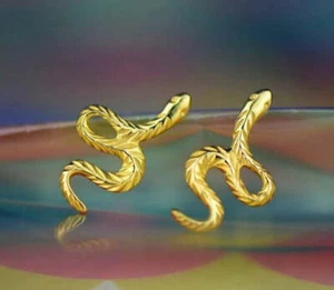 14k Yellow Gold Snake Stud Earring - Picture 1 of 2