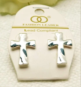 FASHION LEADER SILVER TONE SOUTHWESTERN CROSS EARRINGS - Picture 1 of 4