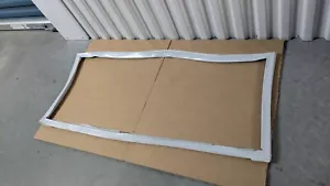 OEM LG REFRIGERATOR BOTTOM FREEZER DOOR GASKET - NEW OPEN BOX - LRFXC2606S/00 - Picture 1 of 5
