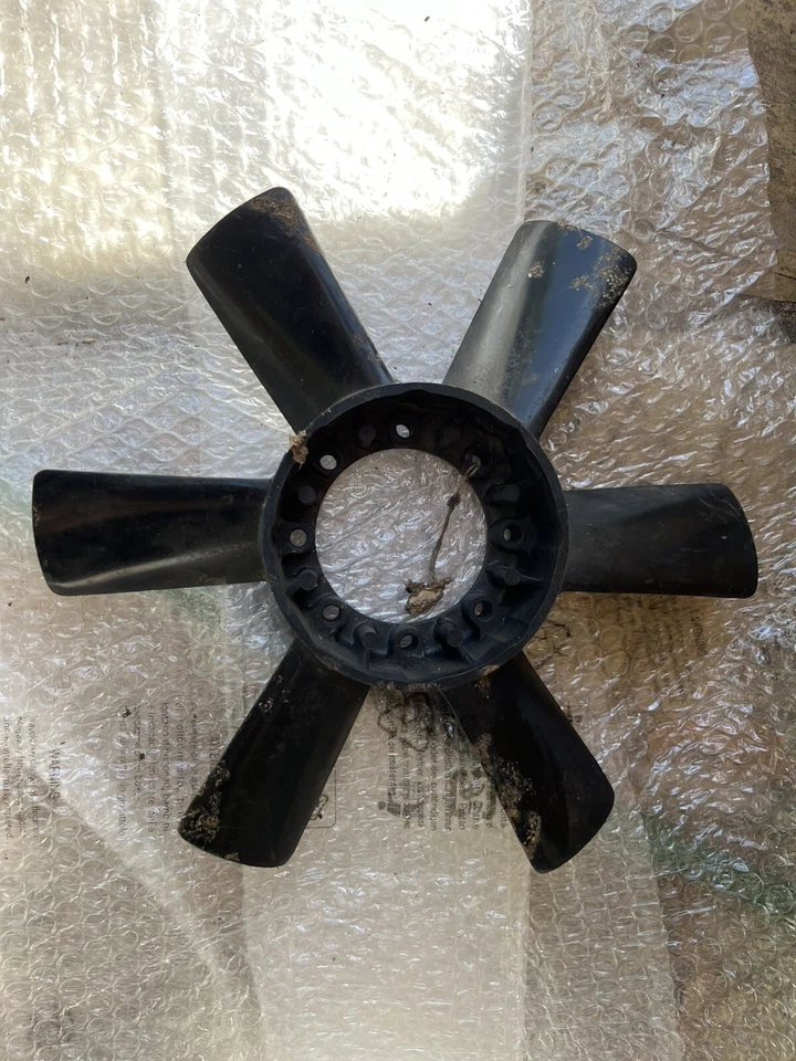 VENTILADOR DE RADIADOR DKW F102 1963 1964 1965 1966 OEM ALEMANIA N.O.S Foto 1 de 2