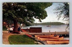 Lake Geneva WI-Wisconsin, Boat Landing At YMCA Camp Vintage Souvenir Postcard - Bild 1 von 2