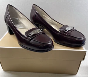 Michael Kors MK Slip On Burgandy Loafer Womens Leather Shoes Size 7 - Picture 1 of 8