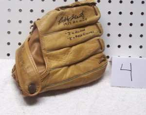 1952 AL MVP  Bobby Shantz Autographed vintage Baseball Glove w/COA - Picture 1 of 4