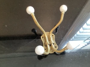 Vintage Messing Porzellan Wand Doppel Mantel Jacke Kleiderhaken Art Deco Viktorianisch - Bild 1 von 4