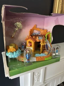 Disney Polly Pocket Keys to the Magic Kingdom Splash Mountain rare - NEW! - Picture 1 of 13