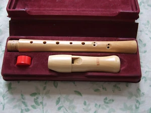 Wooden Moeck Soprano / Descant Recorder, Baroque, Near Mint - Picture 1 of 6