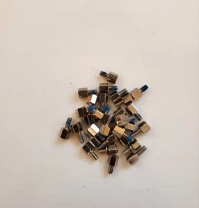 Abstandsschrauben für alle PC-Gehäuse, Motherboards, E/A-Schilde, 30 Stück - Bild 1 von 1