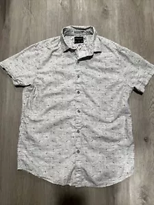 Denim & Flower Mens Gray Bird Allover Print Short Sleeve Button Up Shirt Medium - Picture 1 of 6