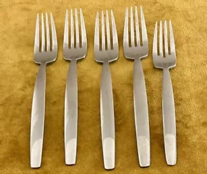 Oneida Leda (4) Dinner & (1) Salad Fork 18-10 Stainless Flatware Discontinued - Picture 1 of 4