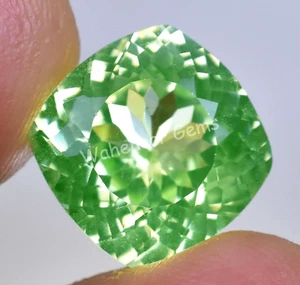 10.30 Ct Natural Green Peridot Cushion Shape VVS Pak Gemstone AGL Certified - Picture 1 of 7