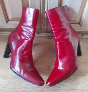 Calvin Klein Red All Leather Vintage Soft Leather Ankle Boots Size 6B VGC - Picture 1 of 24