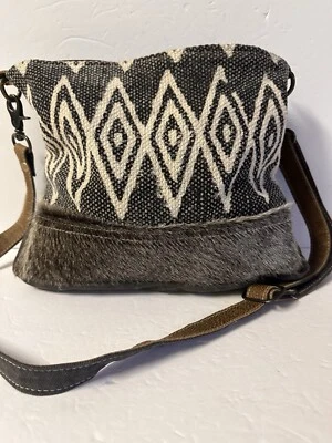 Bolso Bandolera Myra Blanco Negro Piel de Vaca Cuero Lona Bolso de Hombro Cartera Piel Foto 1 de 4