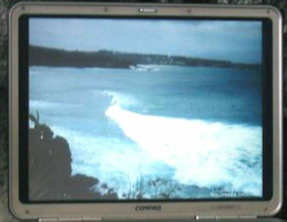 Compaq Presario R3000 Laptop 15" LCD Screen Display w/Casing/Hinges/Cable - Image 1 of 1