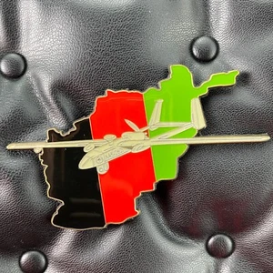 AFGANISTÁN🇦🇫IMÁN DE NEVERA DE METAL✅MAPA DEL PAÍS E GARZA IAI DE ISRAELÍES A45-262 UAV🎗 - Imagen 1 de 3