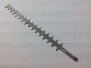 Lama interna tagliasiepe taglia siepe compatibile ROBIN 651mm HT221 - Foto 1 di 5