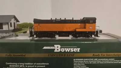 Bowser HO Milwakuee Road VO-1000 Sound Fitted - Image 1 of 2