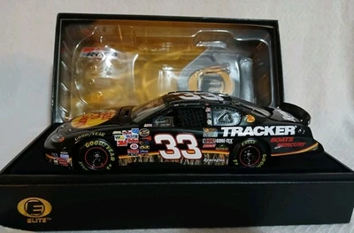Kerry Earnhardt #33 Bass Pro Shops 2004 Action Elite 1:24 Diecast 1 Of 504 - Image 1 of 4