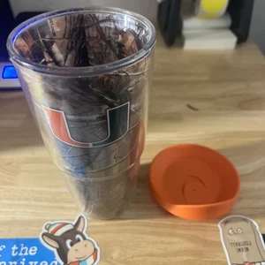 24 oz Tervis Tumbler. Camo University Of Miami Hurricanes - Picture 1 of 10
