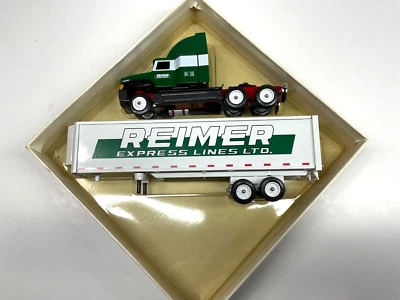 Reimer Express Lines Canada 1998 Winross Truck 1/64th Scale Model - Image 1 of 4