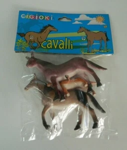 CONFEZIONE BUSTA CAVALLI 3 PEZZI CIGIOKI GIOCATTOLI BIMBO 3+ F54 - Picture 1 of 1