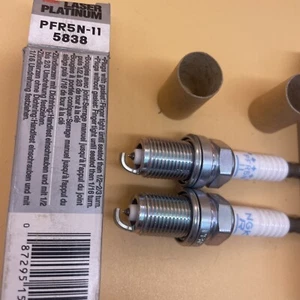 2 of these NGK Laser Platinum Spark Plug PFR5N-11 5838 - Bild 1 von 4