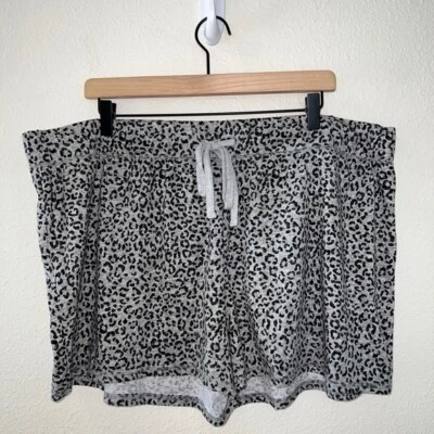 NUEVO Espléndido Gris Estampado Guepardo Salón Dormir Pantalones Cortos Mujer Talla 2X Foto 1 de 4