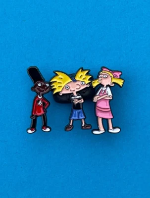 MARKENLOS Pin/Anstecknadel/Emaille-Brosche für HEY ARNOLD/FOOTBALLSCHÄDEL/HELGA* Fans
