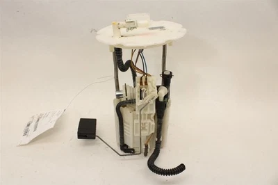 FUEL PUMP Infiniti Q50 Q60 2017 17 2018 18 2019 19 1385919 Foto 1 de 4