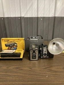 Venting Lot 4 Of Cameras Kodak, Polaroid Not Tested - Picture 1 of 18