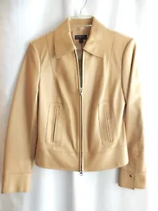 WOMEN'S  LIGHT TAN LEATHER JACKET IN SIZE 4 - Picture 1 of 4