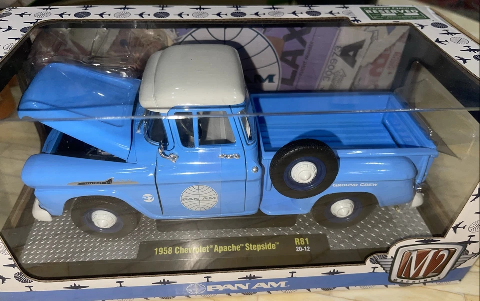 M2 40300-81 B 1958 Chevrolet Apache Stepside Pick up Pan Am 1/24 Diecast Blue