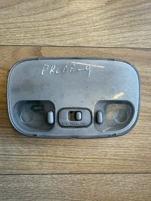 Luz domo mapa lectura interior Mazda Premacy 626 323 B25F51310 OEM Foto 1 de 2