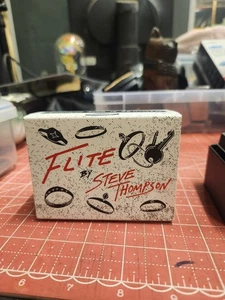 Flite von Steve Thompson - Bild 1 von 3